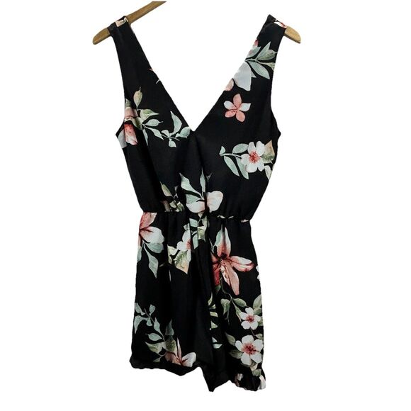 Charlotte Russe Small Black Floral Romper Sleeveless Jumper Ruffles Dressy - Picture 1 of 8